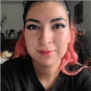 Sin formación profesional, experiencia de 2 años. Habilidades sociales y creatividad