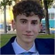 soy in estudiante de economia en la universidad autonoma de madrid que tiene experiencia explicando a niños