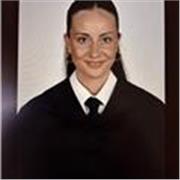 profesora de piano apasionada en último año de carrera que busca enseñas a todos los niveles y edades, transmitiendo la música!