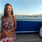 Laureata in Economia Aziendale offre ripetizioni di Matematica