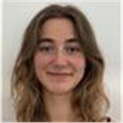 Soy estudiante de bachillerato científico. Desde siempre interesada en las ciencias puras y en las lenguas.