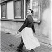 Professeur d'arts appliqués en tous genres, de dessin et de design, pour révéler votre potentiel