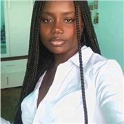 Diplômée en LEA, j’enseigne l’anglais à tous niveaux!