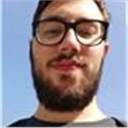 Offro lezioni di matematica per ragazzi/e di scuola media e superiore, adattandomi alle loro necessità.