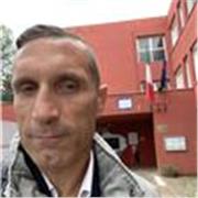 Insegnante di scienze motorie, geografia ed italiano
