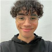 ¡Buenas! Soy un joven de 17 años el cual busca poder ayudar a niños/niñas con el inglés. Tengo disponibilidad des de las 9AM-14/30PM de Lunes a Viernes, los fines de semana estoy más libre