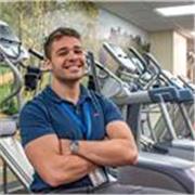 Coach de fitness & wellness experto en estilo de vida (Spanish/English)