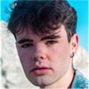 Chico joven con experiencia demostrable para alumnos de primaria y la ESO