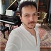 Pianista concertista e professore di pianoforte propone lezioni di pianoforte a Milano (anche a casa dello studente)