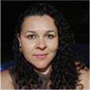 Dou aulas de reforço escolar para crianças, jovens e adultos. Com ênfase em alfabetização, escrita e leitura