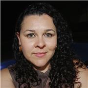 Dou aulas de reforço escolar para crianças, jovens e adultos. Com ênfase em alfabetização, escrita e leitura