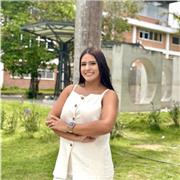 profesional en Comunicación Social tengo bases sólidas en el área de humanidades, ciencias políticas y filosofía