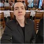 Administro aulas para ensino fundamental e médio, aplicando o conteúdo da literatura brasileira e alaborando provas e atividades