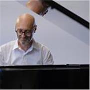 Insegnante di Pianoforte con esperienza. Ogni livello