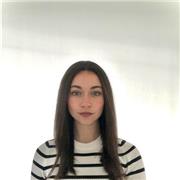 Estudiante de Filología Hispánica imparte clases de lengua castellana y catalana