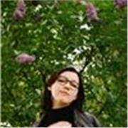 Studentka 2. roku filologii polskiej nauczycielskiej z doświadczeniem w pracy z dziećmi o specjalnych potrzebach edukacyjnych