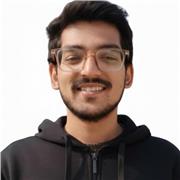 Maths tutor providing lessons to childrens