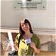 Profesor de Psicología. Licenciada en Psicología