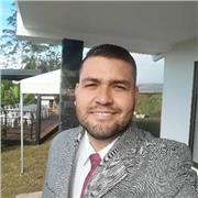 Soy profesional en administración de empresas con énfasis en emprendimiento