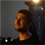 Offro lezioni private a bambini/e di scuole medie ed elementari, adattandomi ai loro tempi e alle loro esigenze.