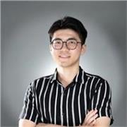 Muttersprachlicher Chinesisch-Lehrer, der Schülern aller Altersgruppen und Niveaus hilft