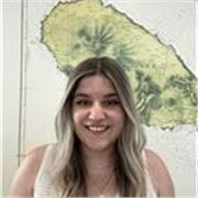 Estudiante en mediación ficcional y graduada en comunicación audiovisual. Experiencia trabajando con jovenes extranjeros.