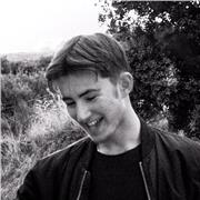 Prof de 4 langues disponible maintenant :) Espagnol, Français, Anglais, Portugais