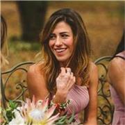 Studiare divertendosi e incuriosendo sempre l' alunno.L'italiano è una lingua meravigliosa ma va usata con rispetto- conoscenza 