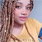 Je suis prefesseure de anglais, Français et l'espagnol