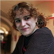 Laureanda impartisce lezioni di Filosofia e Psicologia a studenti del liceo scientifico, classico, socio-pedagogico