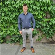 Unterricht von einem International Economics and Management Absolvent