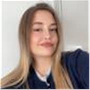 Soy una estudiante que va a comenzar cuarto año de carrera en Educación infantil, con experiencia en prácticas en colegios.