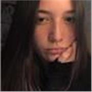 Profesora de historia, política, literatura y biología
