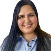 Professora de Biologia ensina todas as idades