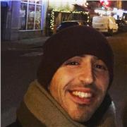 Guitar and Piano Tutor teaching you to play the music you love