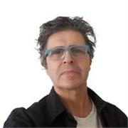 Formateur web avec plus de 15 ans d’expérience – WordPress, IA, SEO et webmarketing en ligne.