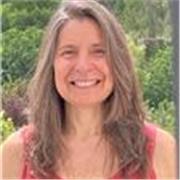Profesora titulada con más de 5 años de experiencia. Imparto clases online y presencial