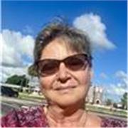 I am a teacher who is very passionate about her work. I am dedicated to supporting and including all students in my lessons. 