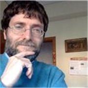 Insegnante di materie letterarie per i ragazzi delle medie inferiori/superiori