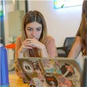 Profesora licenciada en Diseño grafico y desarrollo web