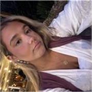 Profesora de lengua a niños de primaria