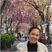 English tutor who teaches all age and language levels. 