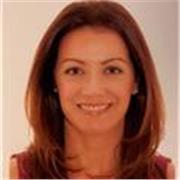Profesora titulada en FCE, CPE (Cert. Prof. in English) y LPI (Language Prof. Index), ofrece clases particulares niños y adultos. 