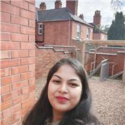 Mathematics teacher providing concepts with different and exclusive teaching methods