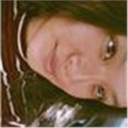 Profesora virtual imparte clases de natematicas y comunicacion a niños de 9 a 13 años