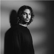 Artista plástico con estudios en Bellas Artes durante 5 años y experiencia previa. Imparto clases presenciales y online