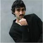 Native English speaker who presents English and math lessons for 1-5th grade level.