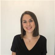 Profesora de inglés, español y apoyo (rama de Humanidades). Preparación de exámenes de certificación y Selectividad