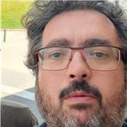 Fotógrafo profesional con amplia experiencia también como docente.