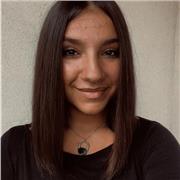 Studentessa Universitaria diplomata con 100 e Lode